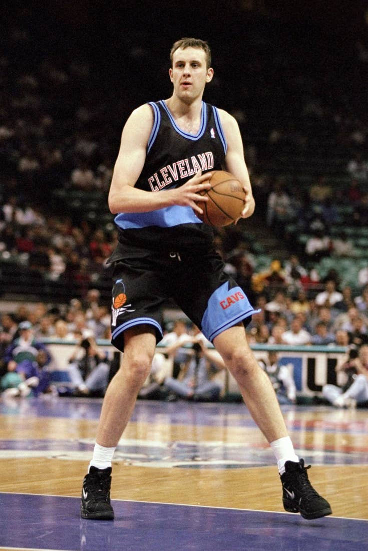 Cleveland Cavaliers retiring Zydrunas Ilgauskas' jersey