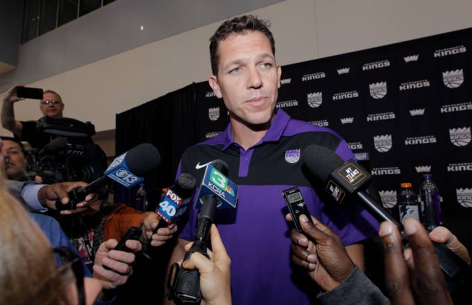 Vlade Divac introduces Luke Walton as the new Head Coach of the Sacramento Kings