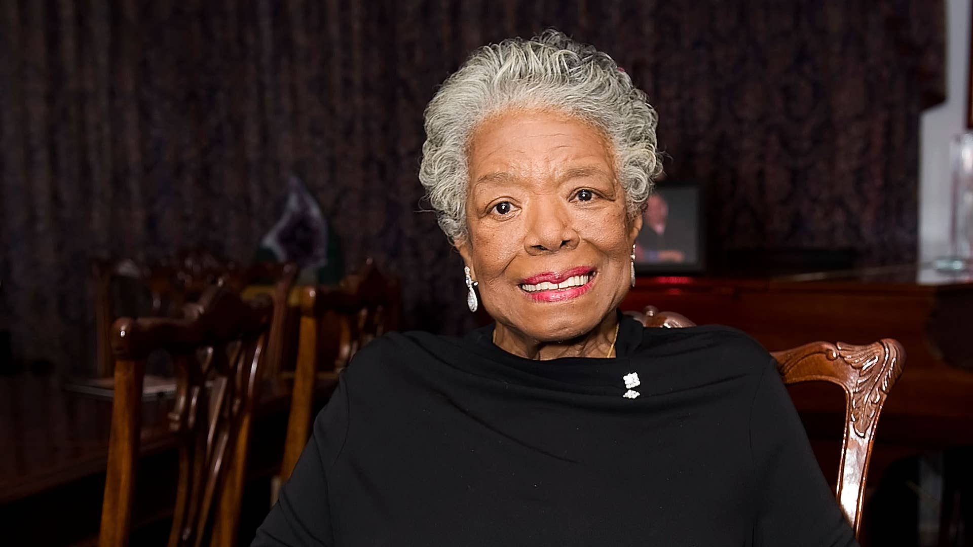 Dr. Maya Angelou poses at the the Special Recognition Event.
