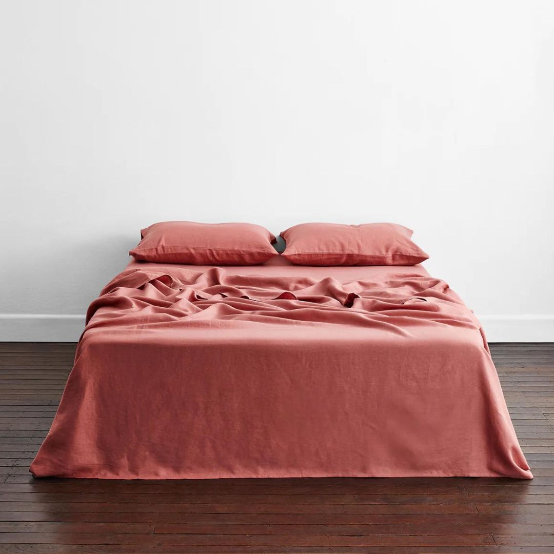 The pink clay flat sheet