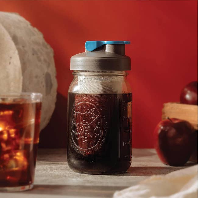 The grey  grip  java  maker