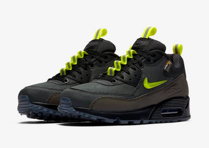 The BSMNT Air Max 90 Steps out on an 0161 Complex