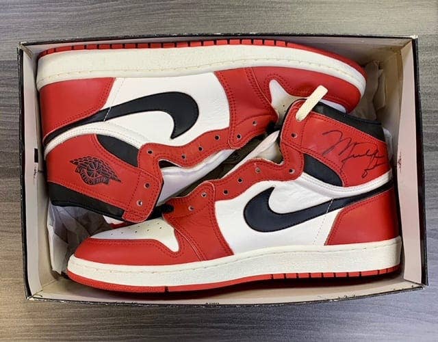 Michael Jordan's PE Air Jordan 1s From 1985 Are Up for Sale | Complex