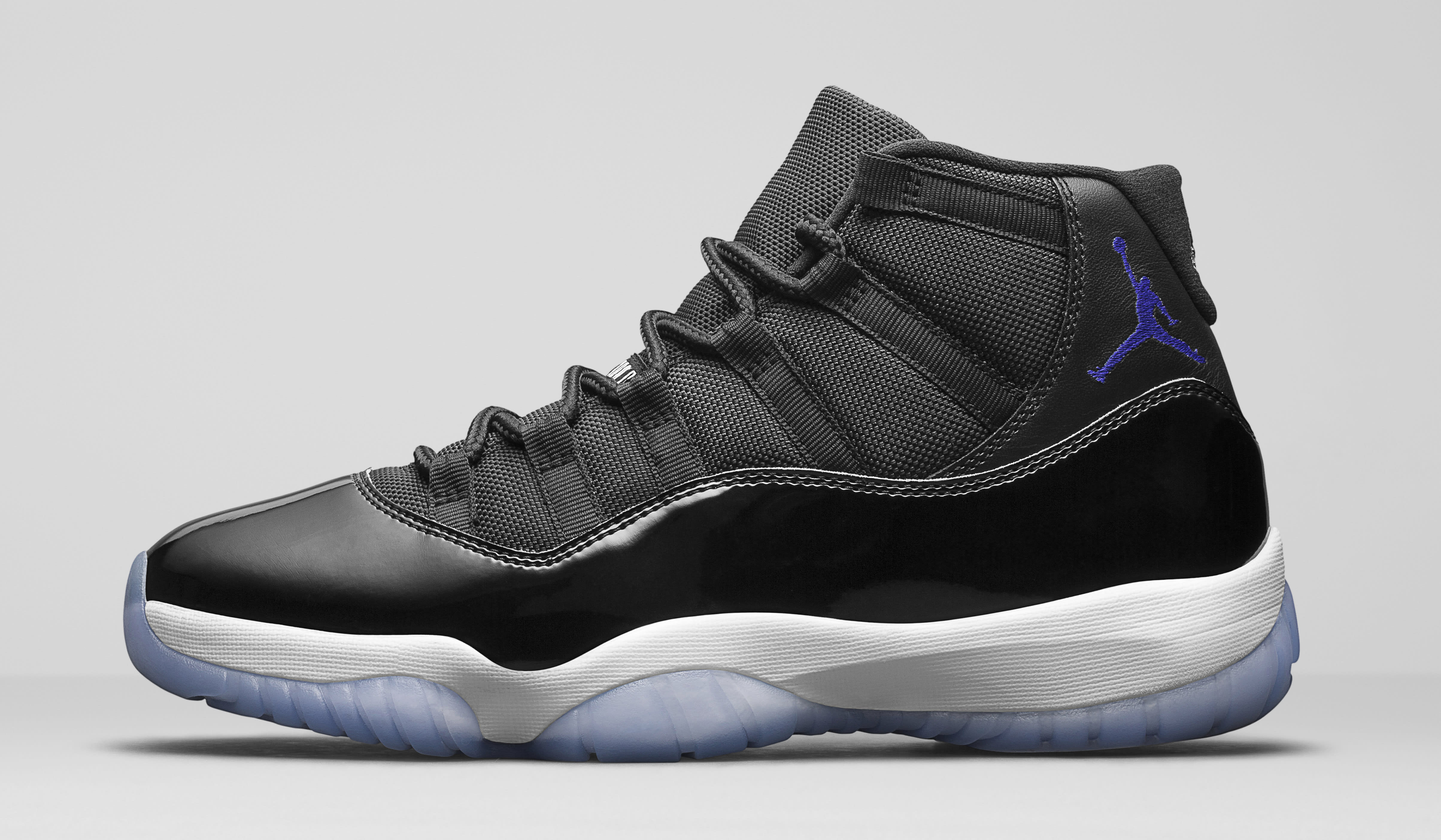 Jordan 11 Space Jam Profile