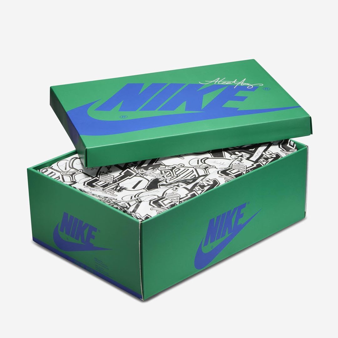 Aleali May x Air Jordan 1 Zoom CMFT Release Date Box
