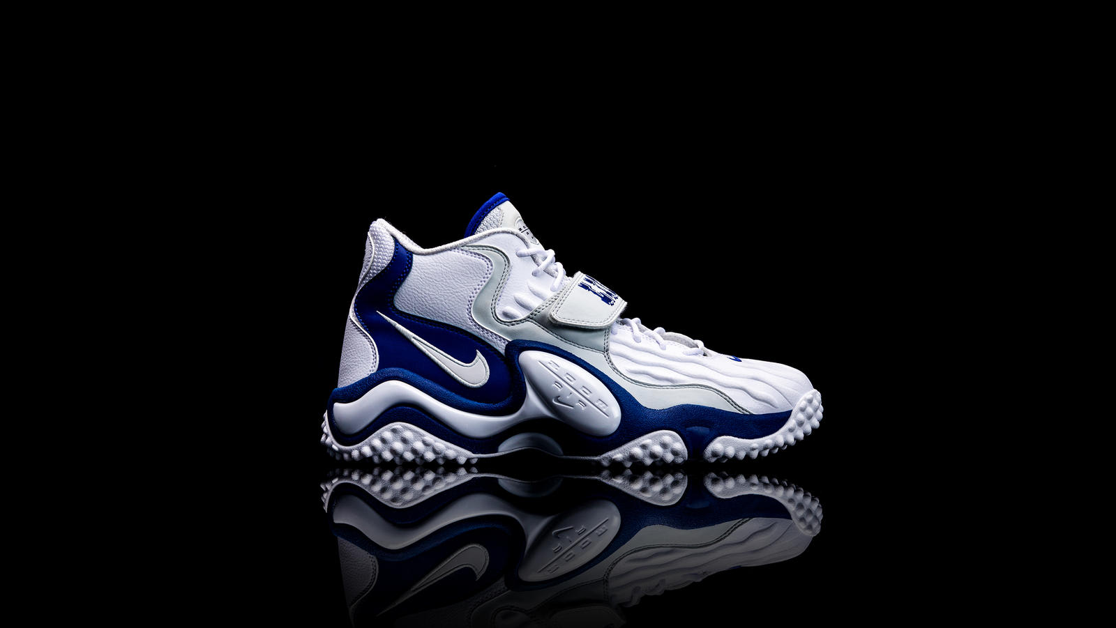 Nike Air Zoom Turf Jet 97 &#x27;Barry Sanders&#x27; (Right Lateral 2)