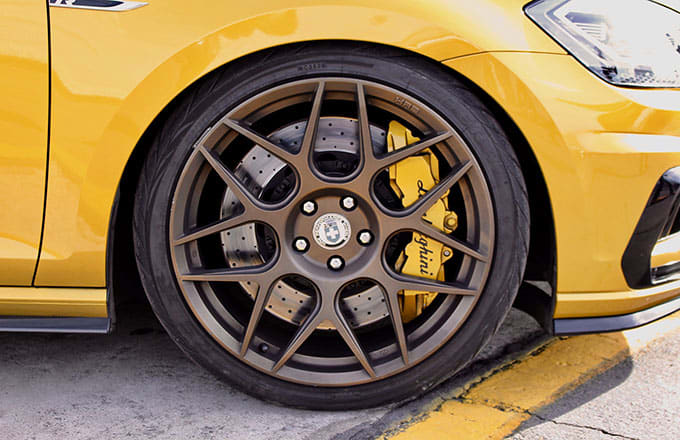 HRE Wheel with Lamborghini Break
