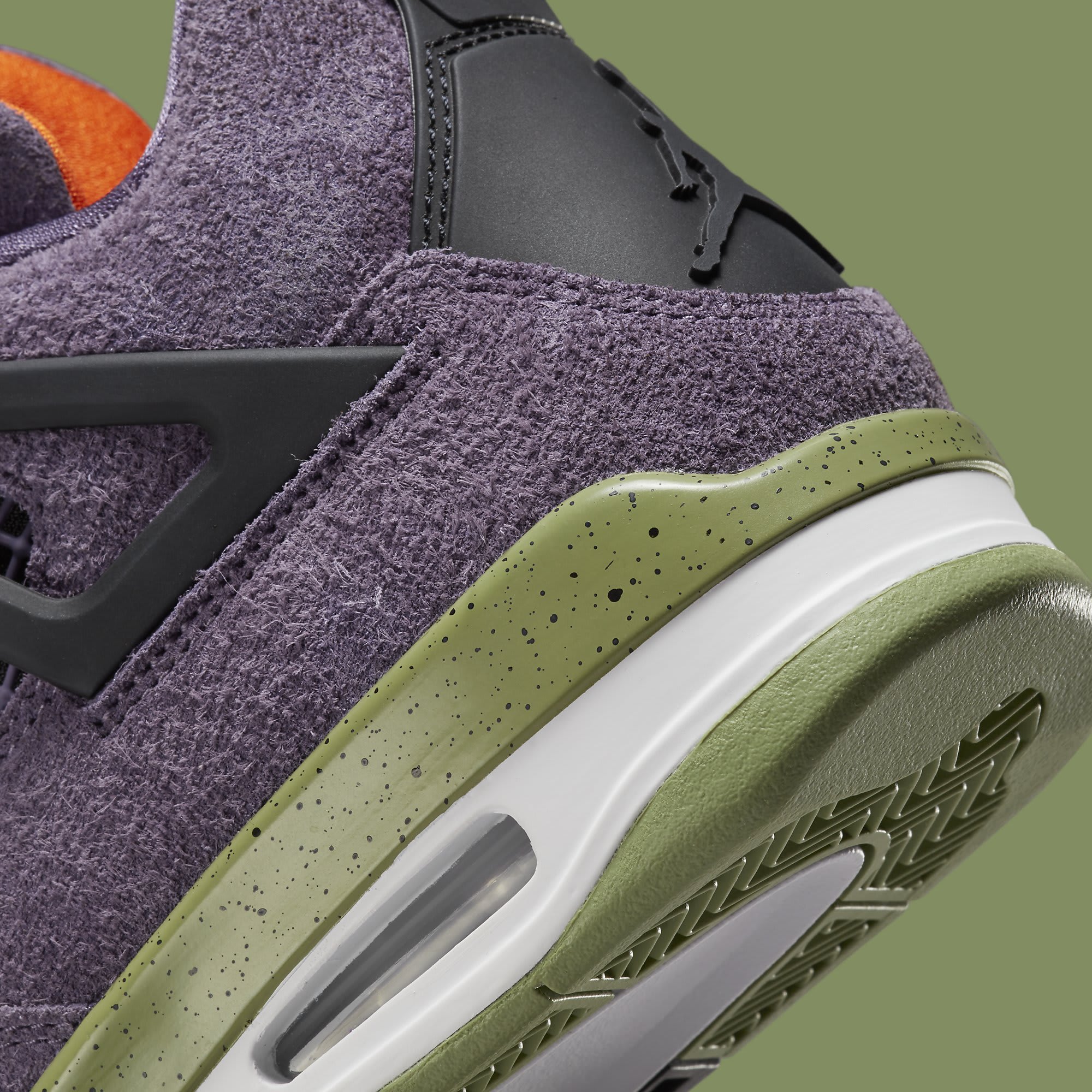 Air Jordan 4 Women&#x27;s &#x27;Canyon Purple&#x27; AQ9129 500 Heel