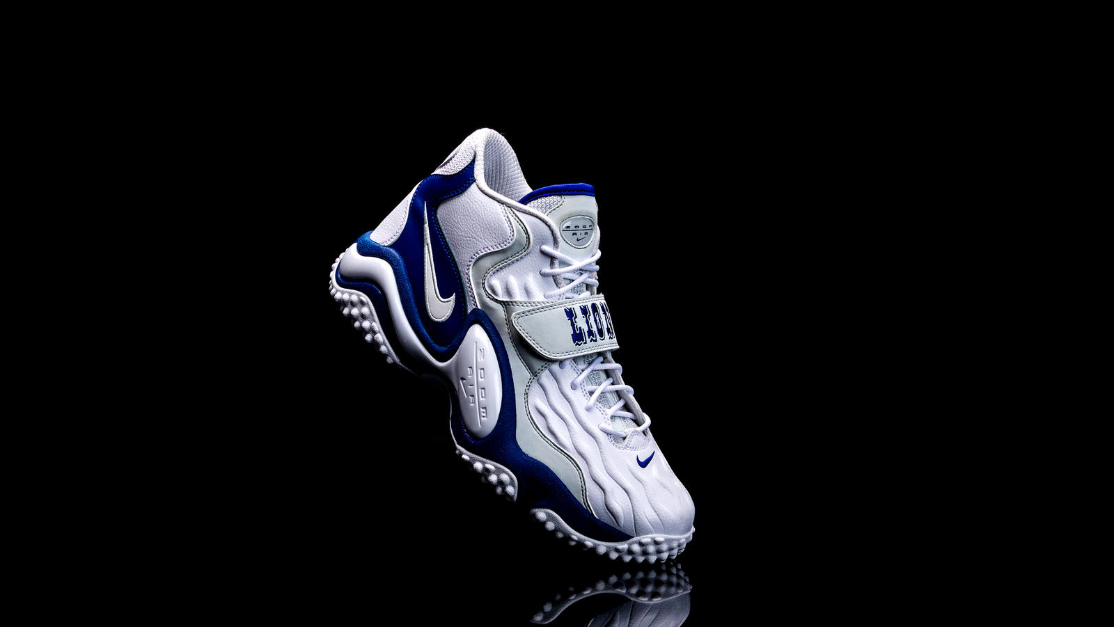 Nike Air Zoom Turf Jet 97 &#x27;Barry Sanders&#x27; (Right Lateral)