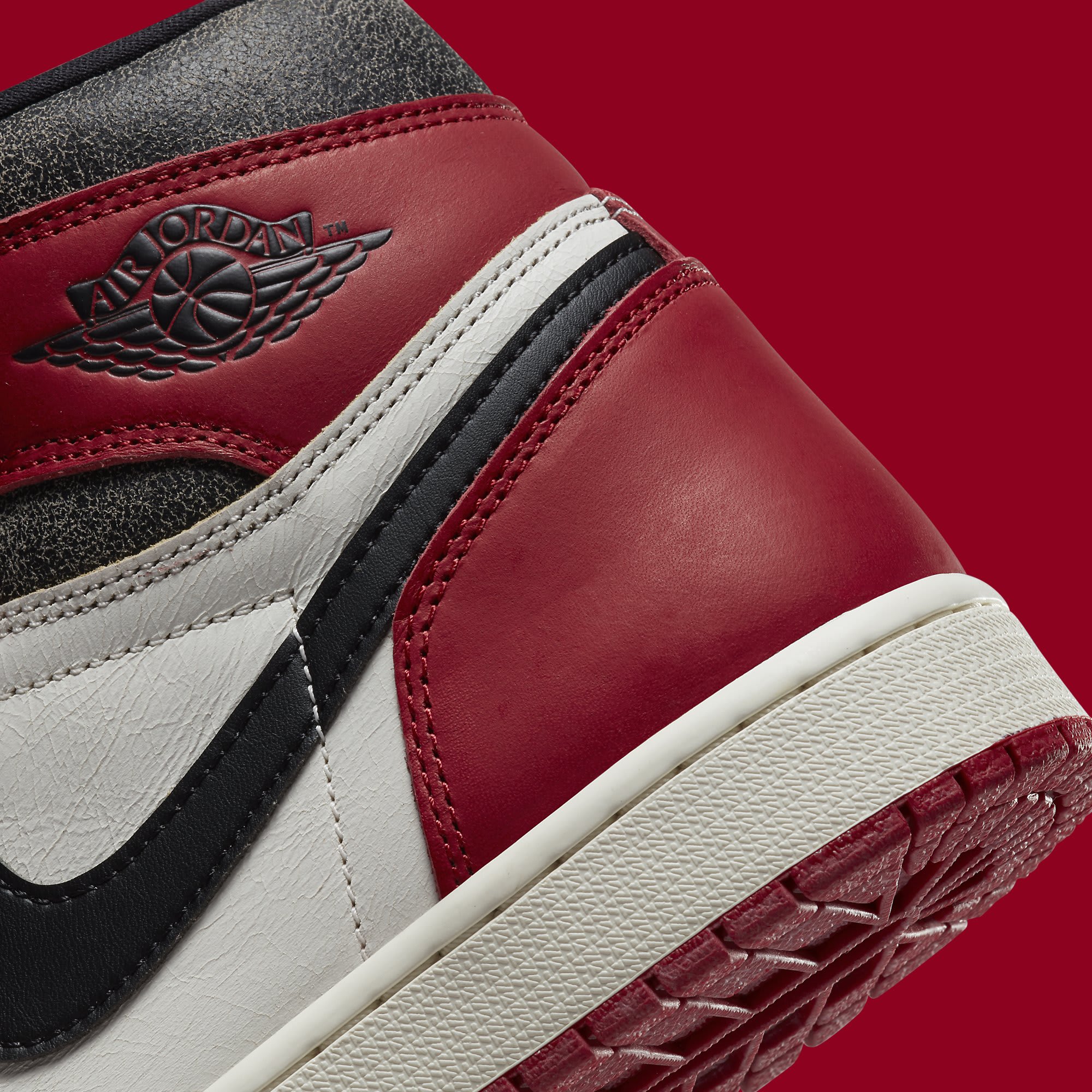 Air Jordan 1 High Chicago Release Date 2022