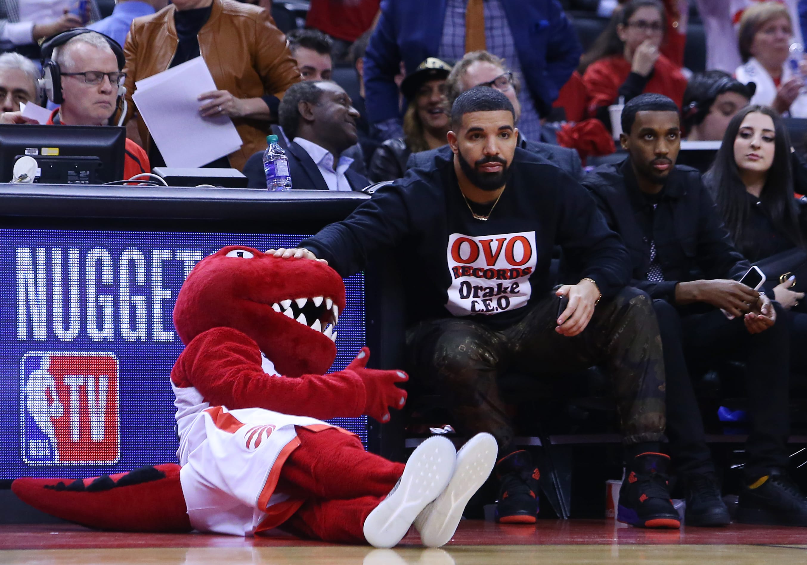 Drake Petting the Raptor&#x27;s Mascot