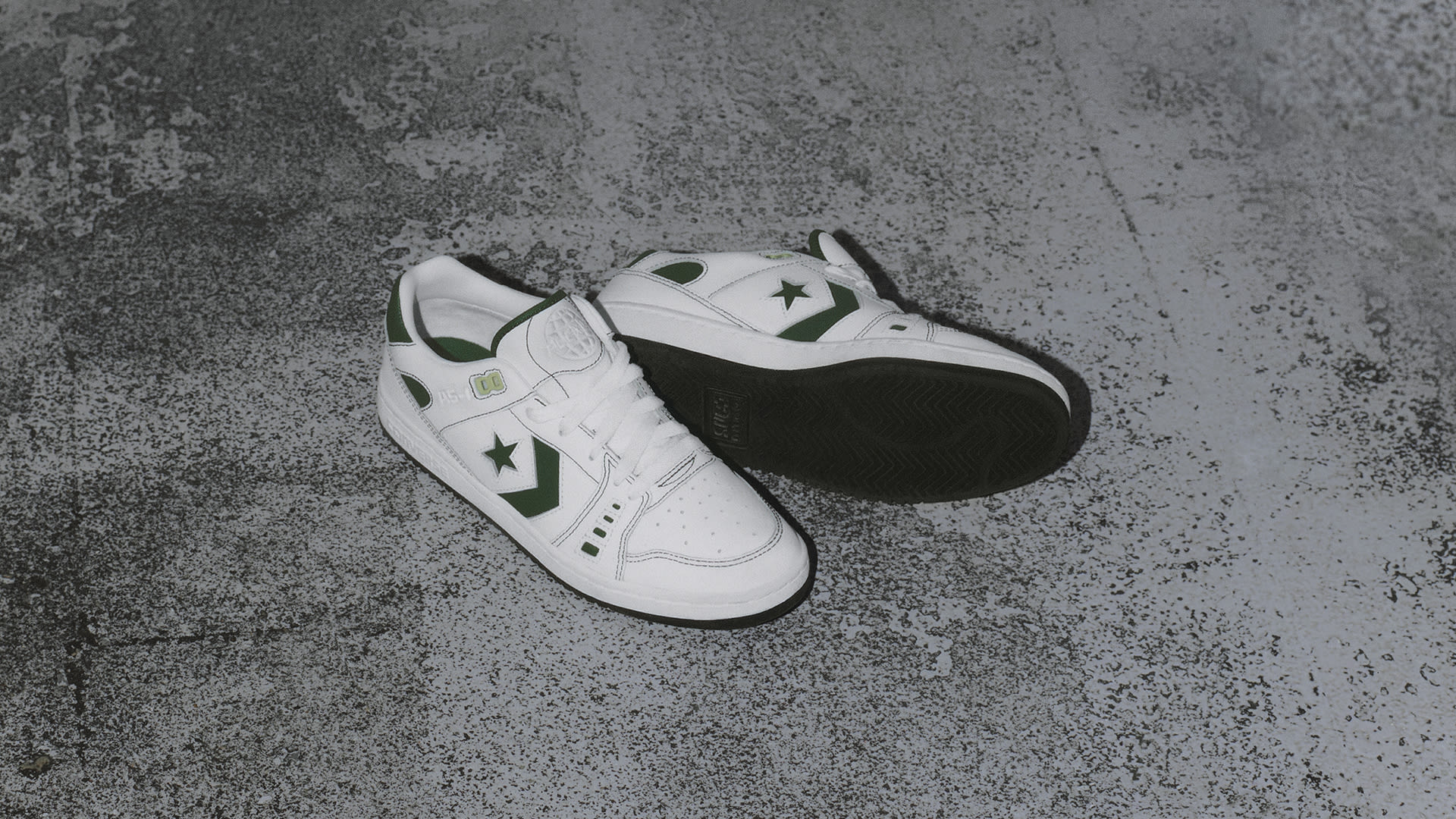 Cyberplads følsomhed Over hoved og skulder Converse Delve Into the Worlds of Basketball and Skating With Release of  Two New Silhouettes | Complex