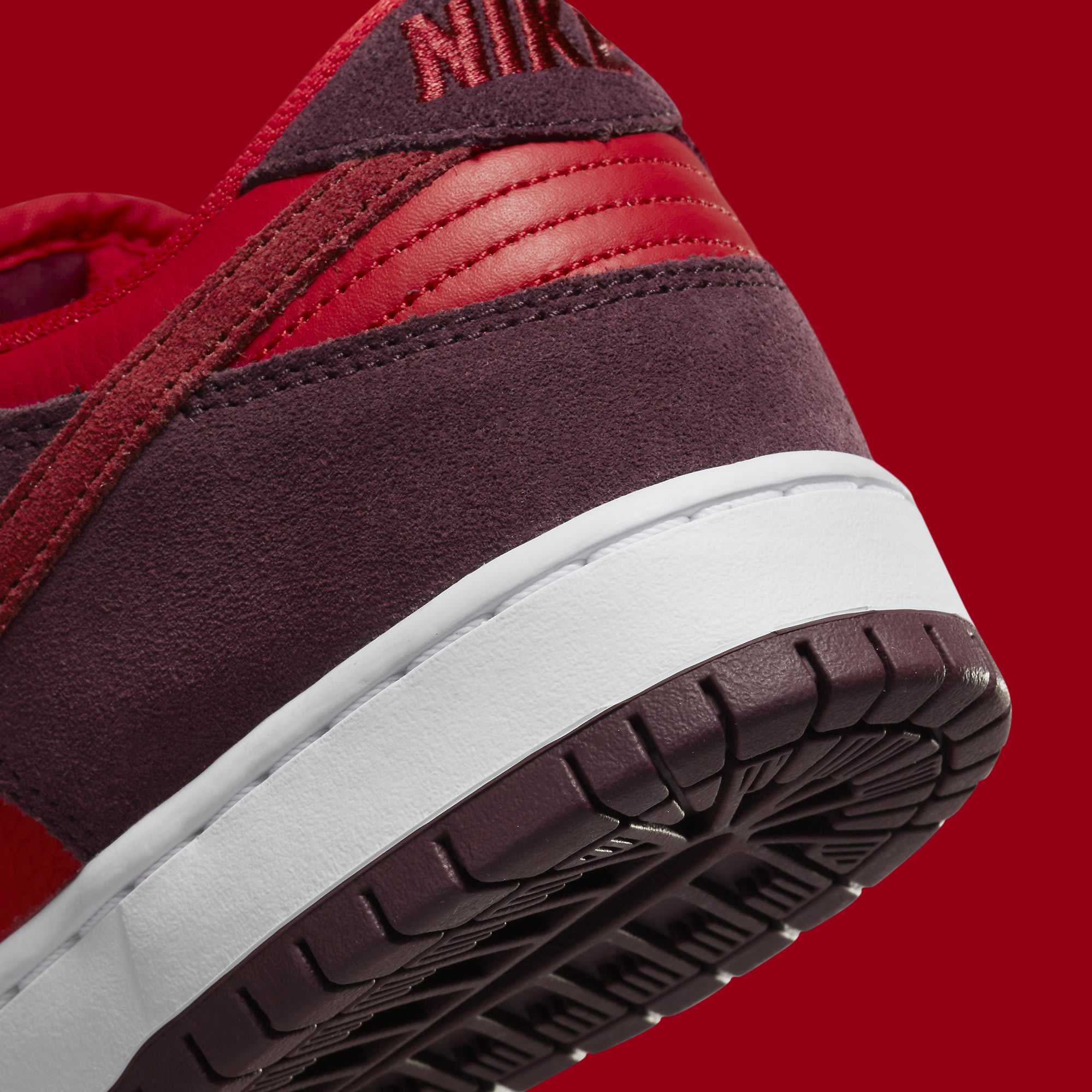 Nike SB Dunk Low Cherry Release Date DM0807-600 Heel Detail