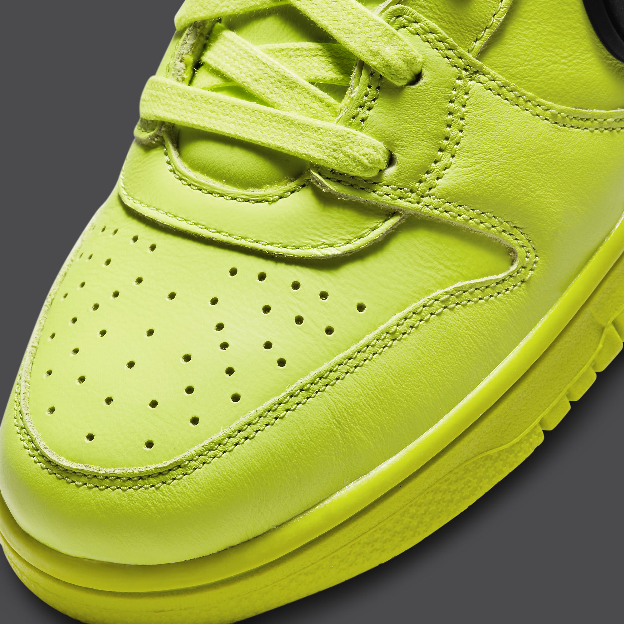 Ambush x Nike Dunk High Atomic Green Release Date CU7544-300 Toe Detail