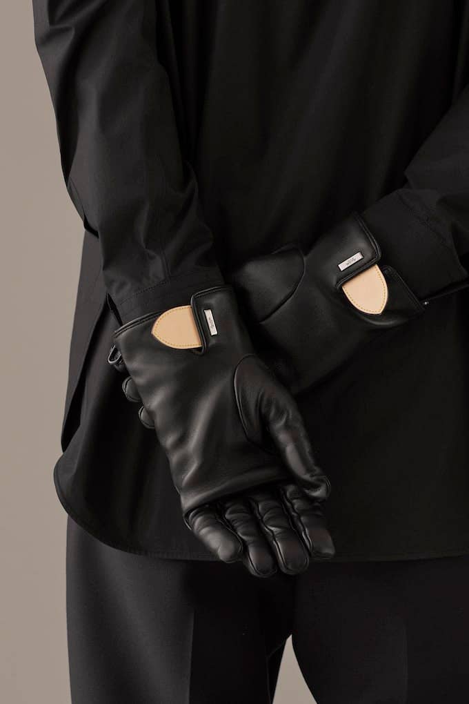 Pin by Ale Espinoza on Louis Vuitton  Louis vuitton, Leather glove, Vuitton