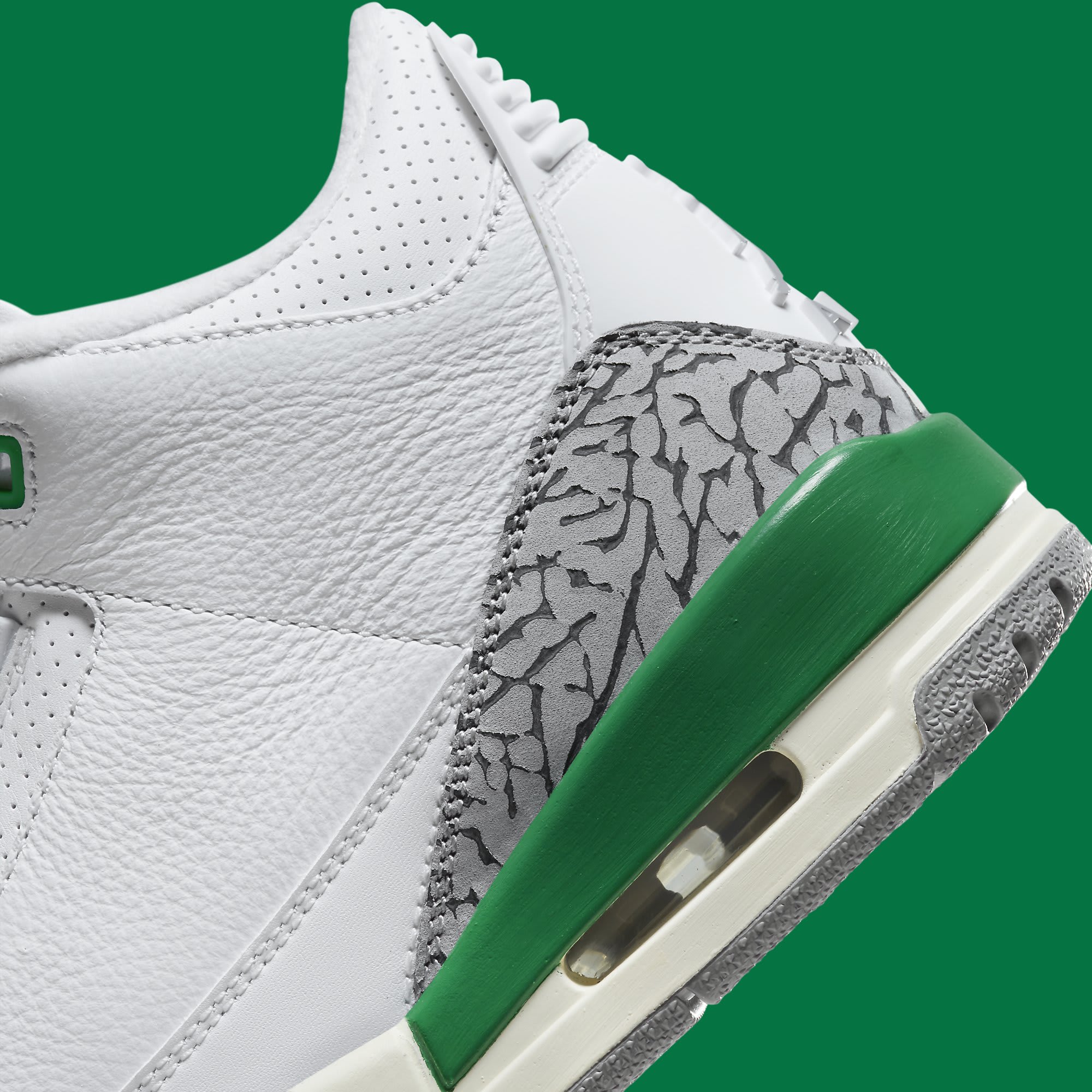 Air Jordan 3 Retro Women&#x27;s &#x27;Lucky Green&#x27; CK9246 136 Heel