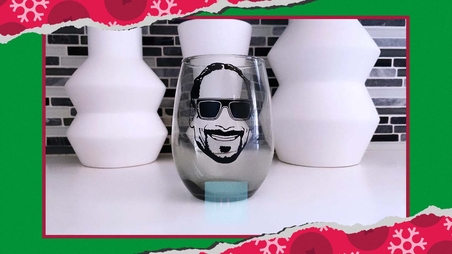 Customizable Snoop Dogg Wine Glass