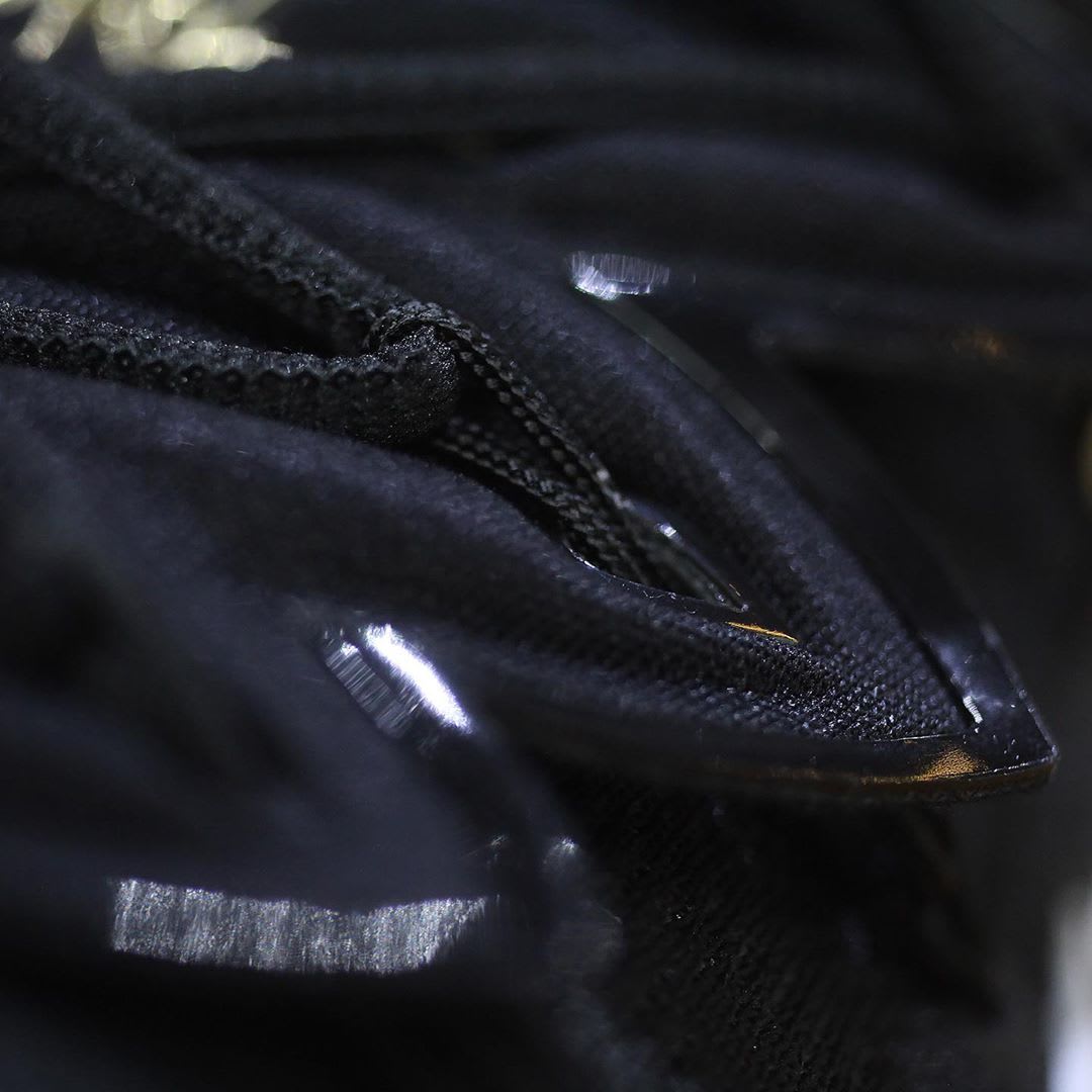 Nike Kyrie 5 Black Metallic Gold White Release Date AO2918-007 Shroud