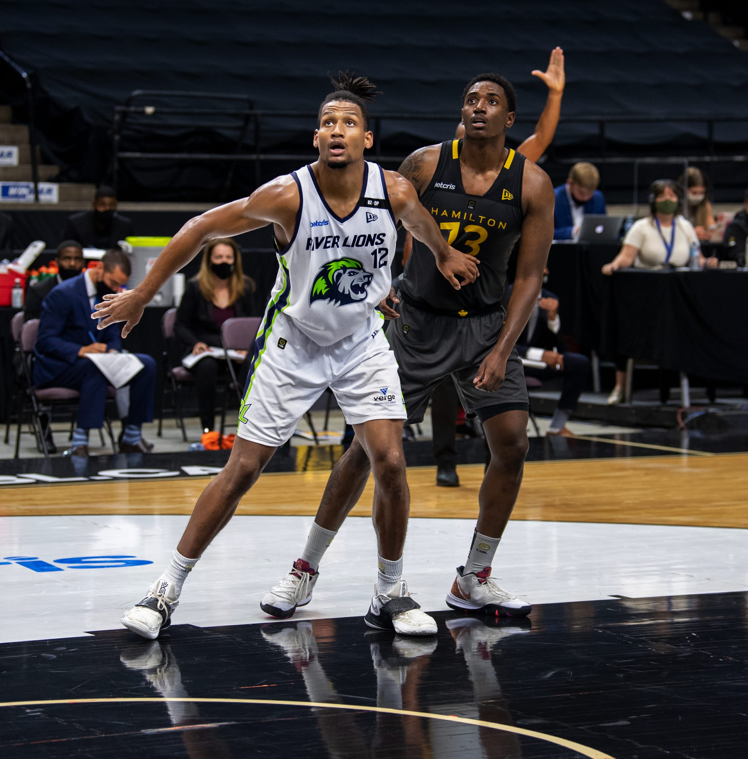 Javin DeLaurier on the court for the Niagra River Lions.