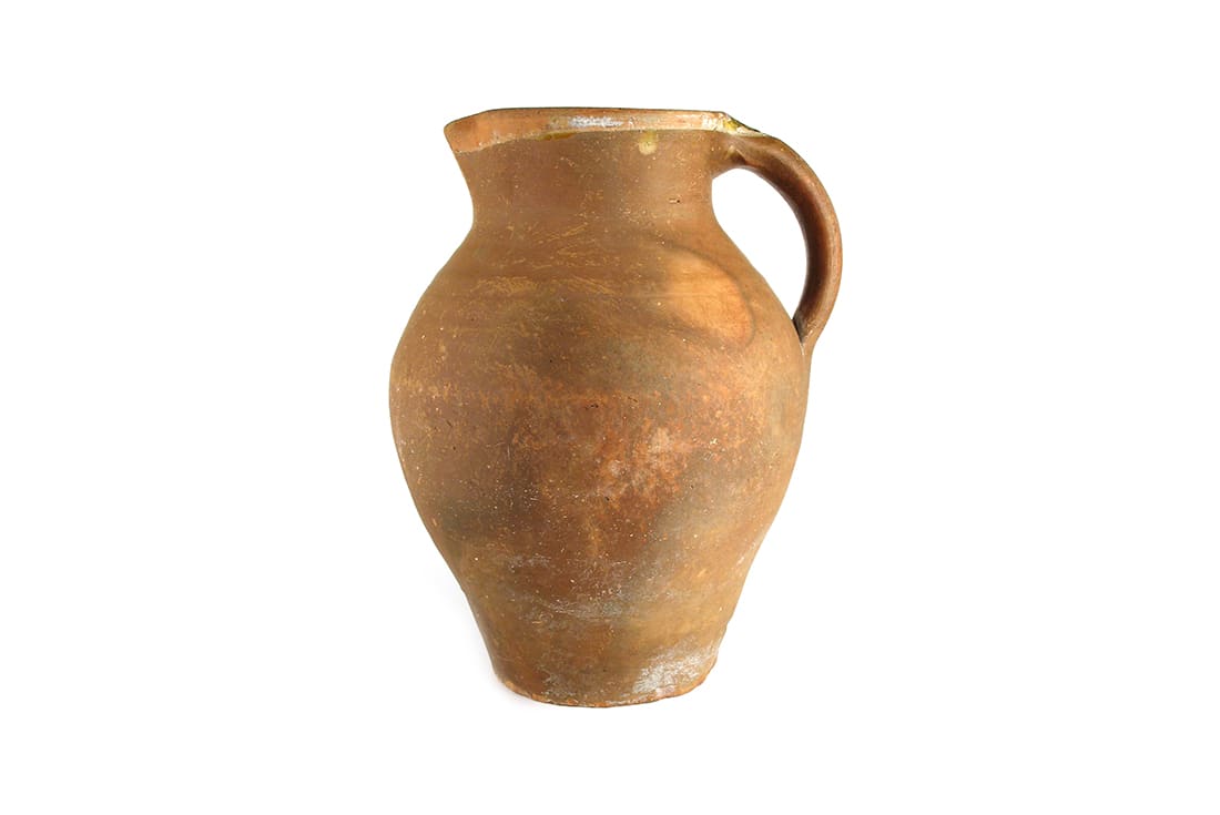 rhuigi-villasenor-antique-pottery