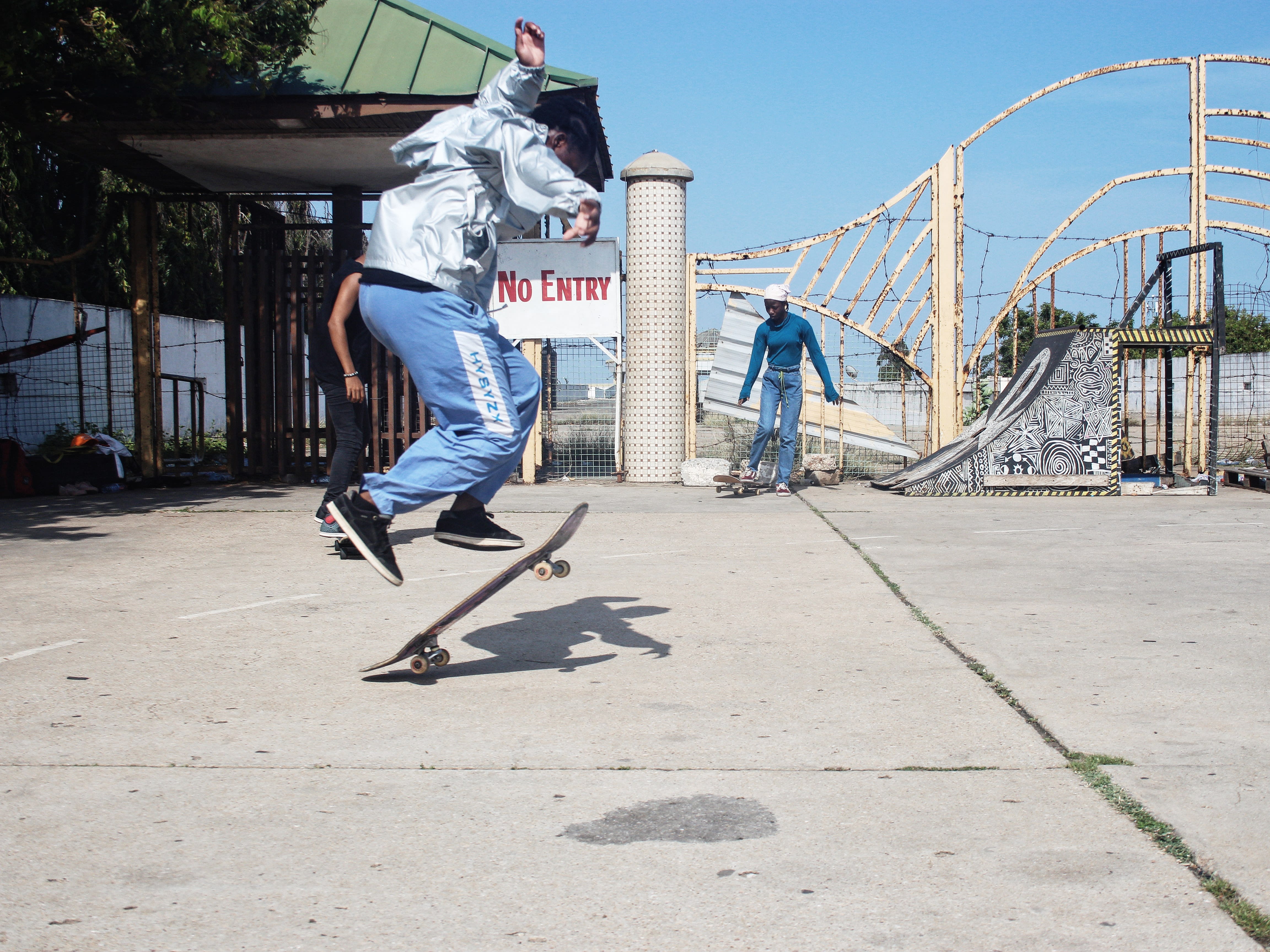 Virgil Abloh Helps Bring Skateboarding Program To West Side Kids