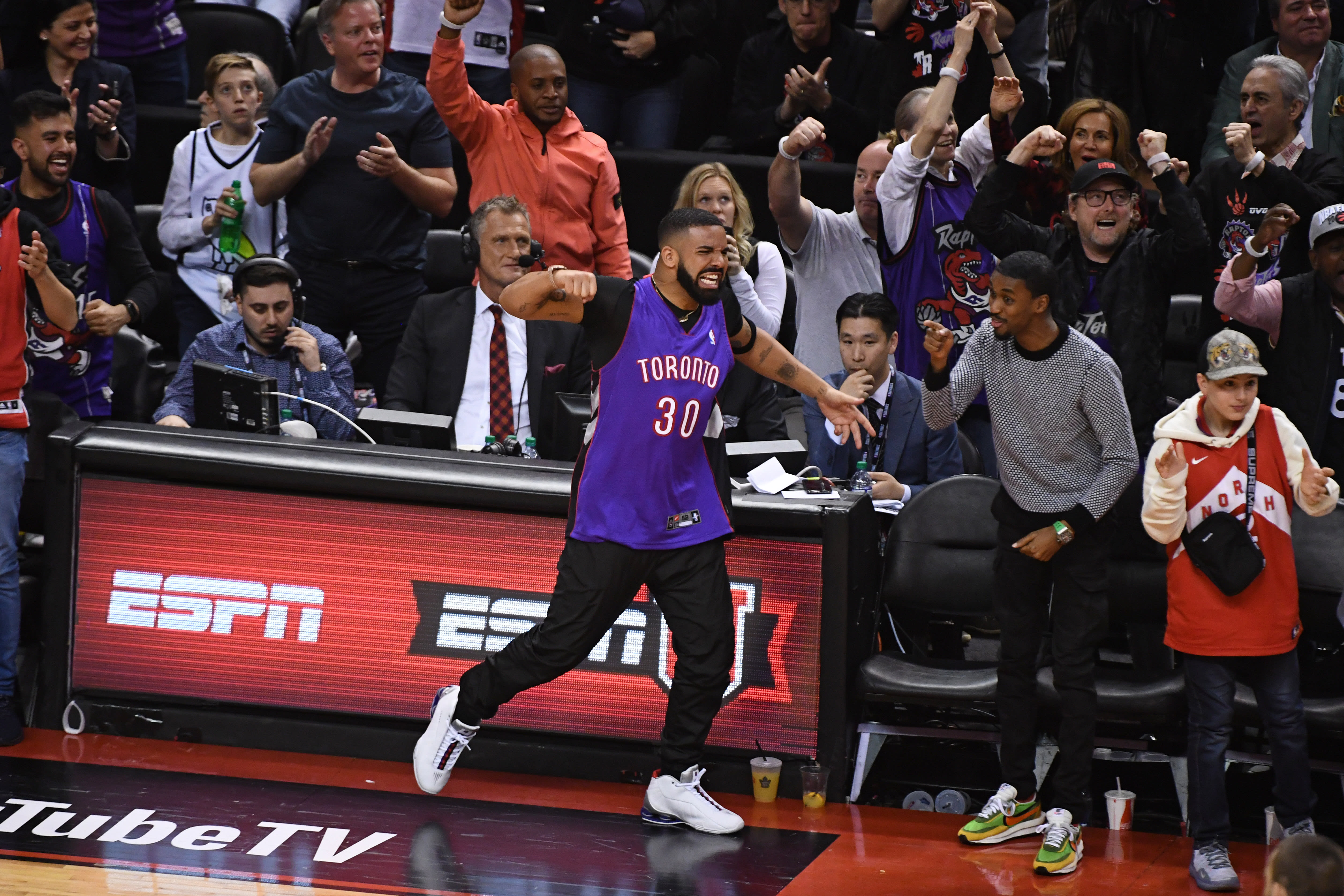 Drake Courtside 2