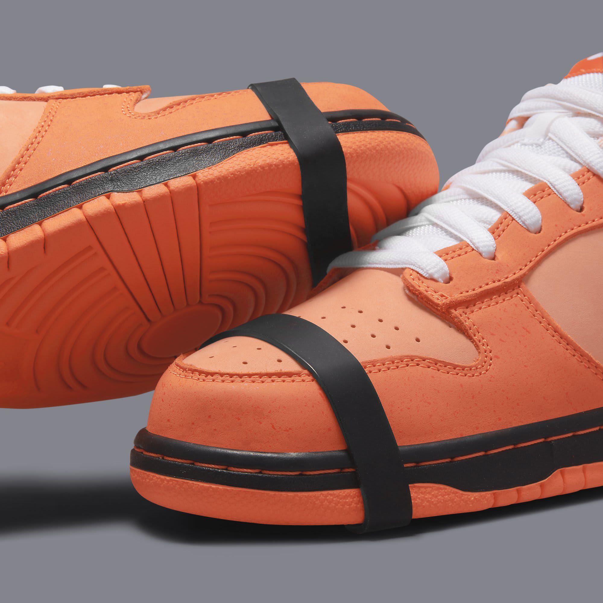 Concepts x Nike SB Dunk Low &#x27;Orange Lobster&#x27; FD8776 800 Rubber Bands