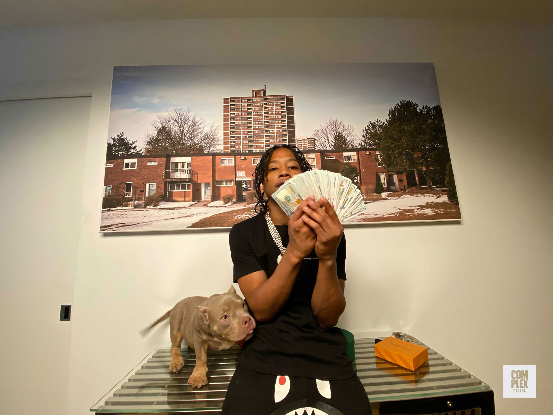 pressa-toronto-rapper-with-dog-and-money