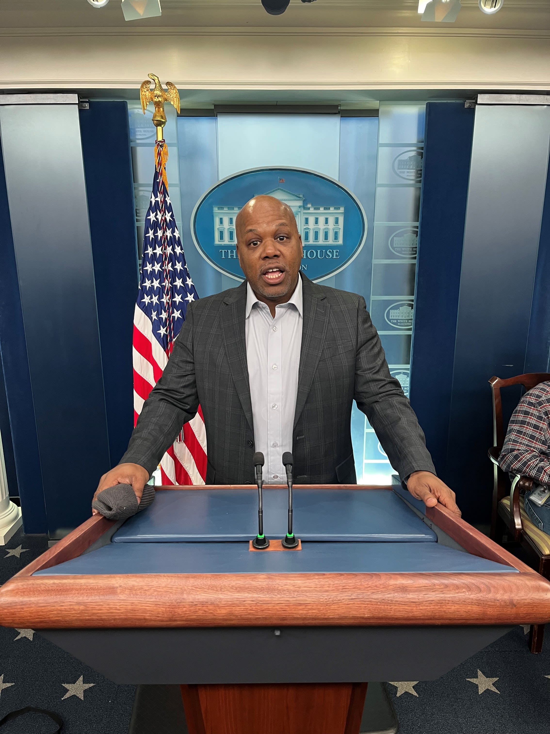 Too Short photographed at podium in White House briefing room.