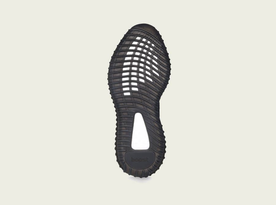 adidas yeezy boost 350 v2 black reflective canada