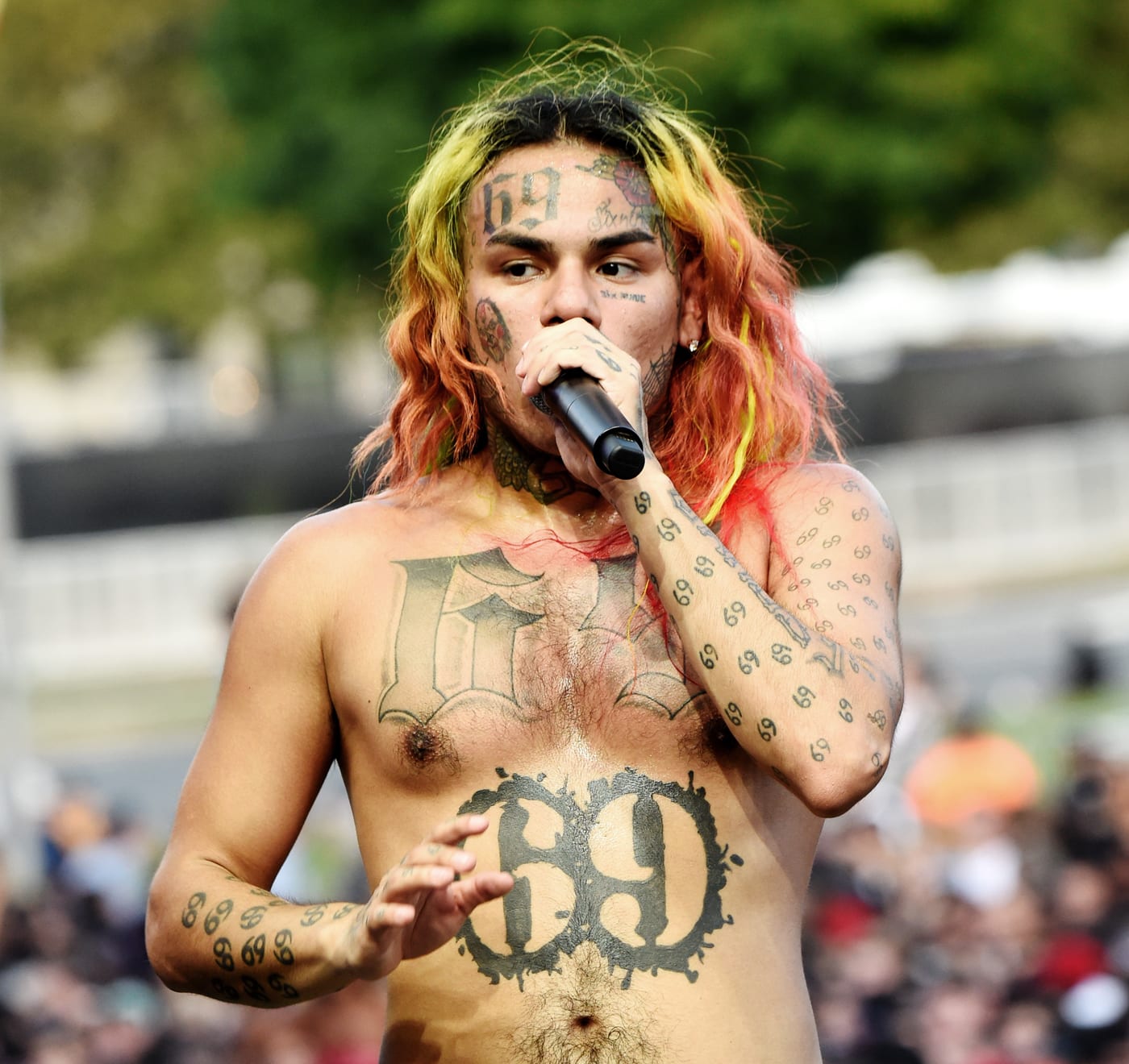 It Would Take 6ix9ine Over a Year to Get Rid of His Tattoos, According to Removal Specialist