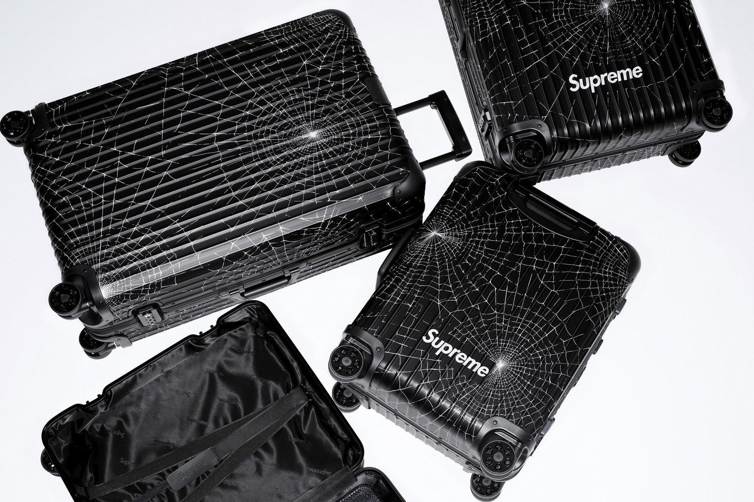 Rimowa x cheap supreme price