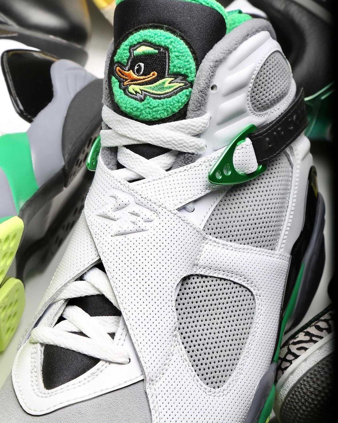 Air Jordan 8 VIII Oregon Ducks PE Straps