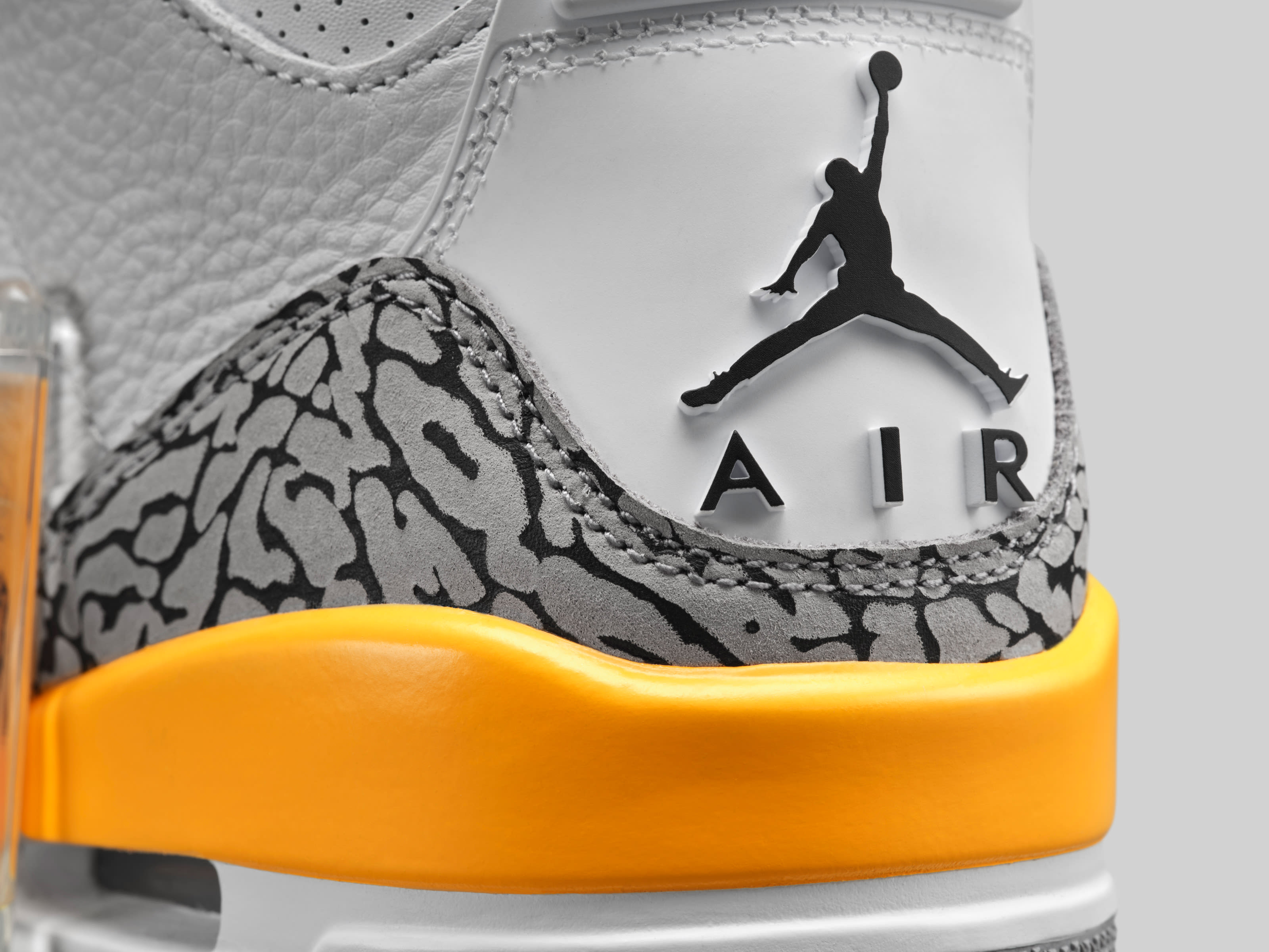 Air Jordan 3 Retro Women&#x27;s &#x27;Laser Orange&#x27; CK9246-108 Heel