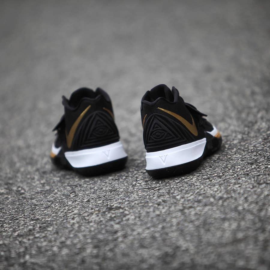 Kyrie 5 clearance black metallic gold