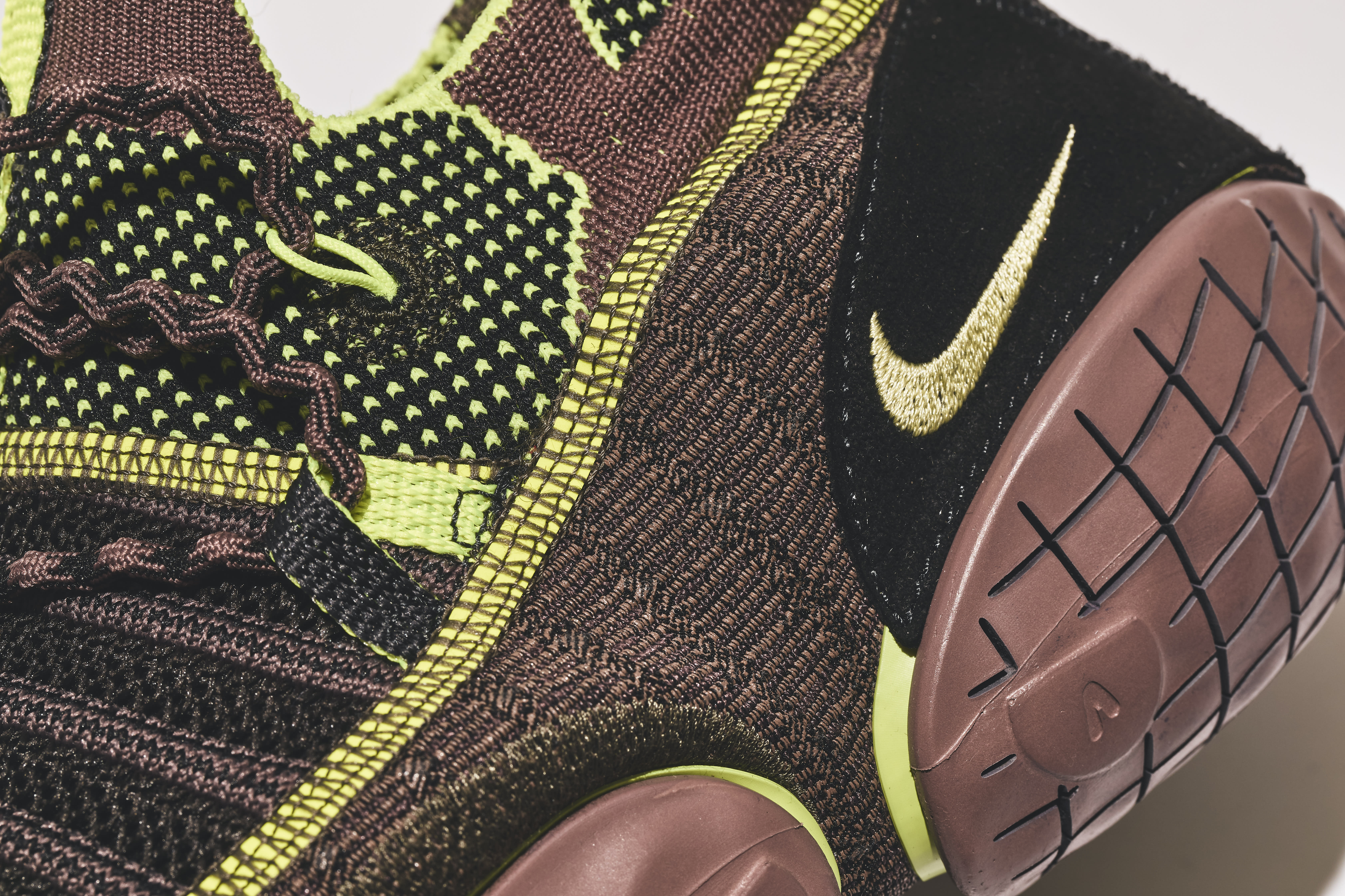 Nike ISPA Link (Upper Detail)