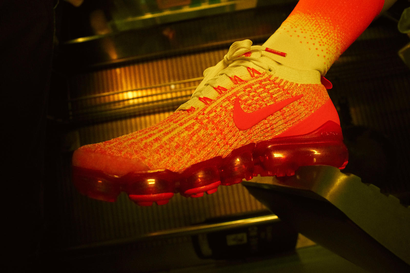 Nike China Hoop Dreams VaporMax Flyknit 3 Orange