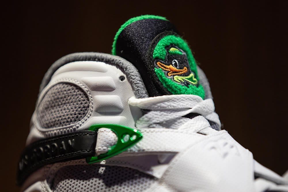 Air Jordan 8 VIII Oregon Ducks PE