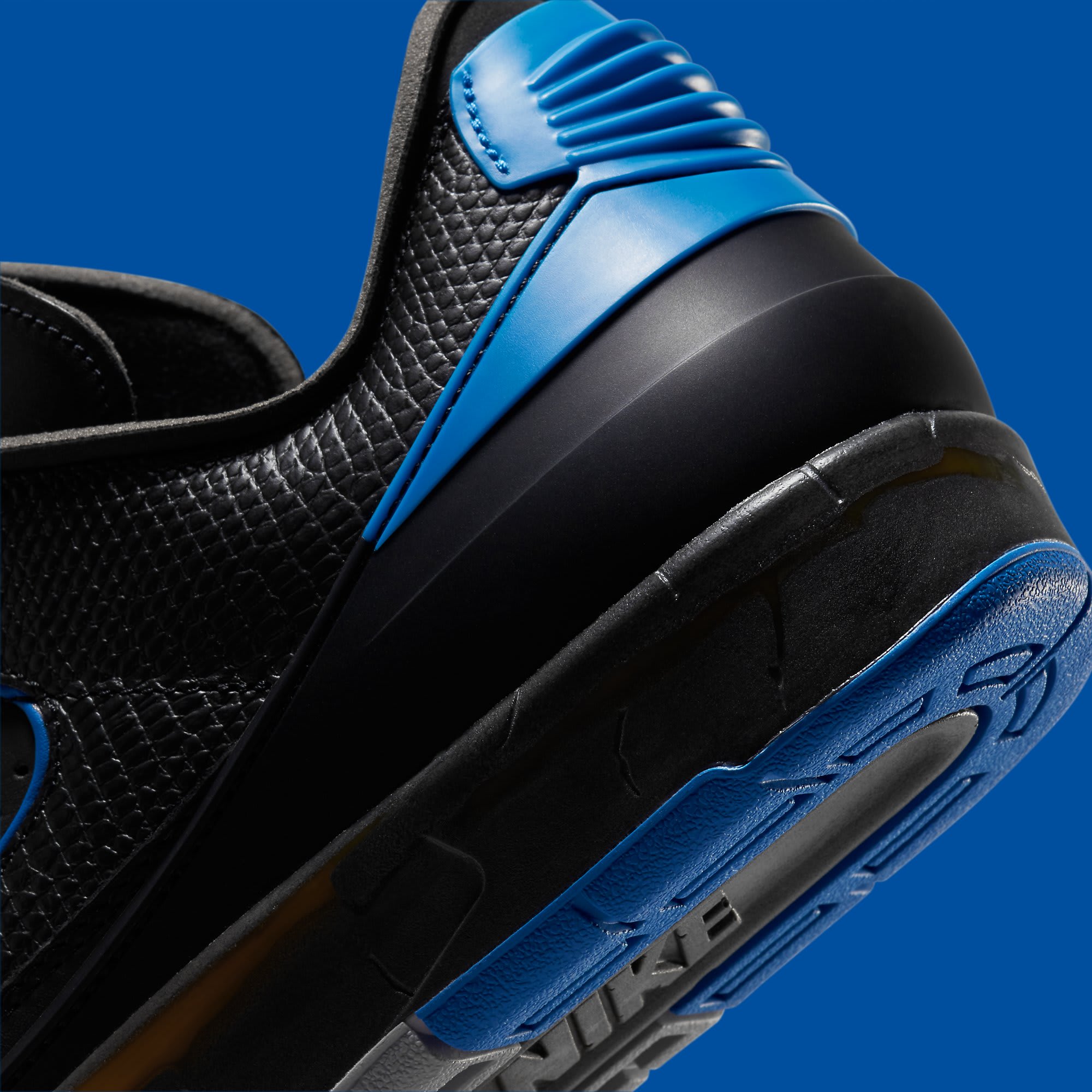 Off-White x Air Jordan 2 II Low Black Varsity Royal Release Date DJ4375-004 Heel Detail