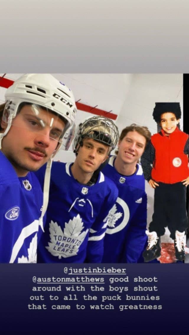Justin Bieber Teaches Jimmy Fallon How to Play Hockey 