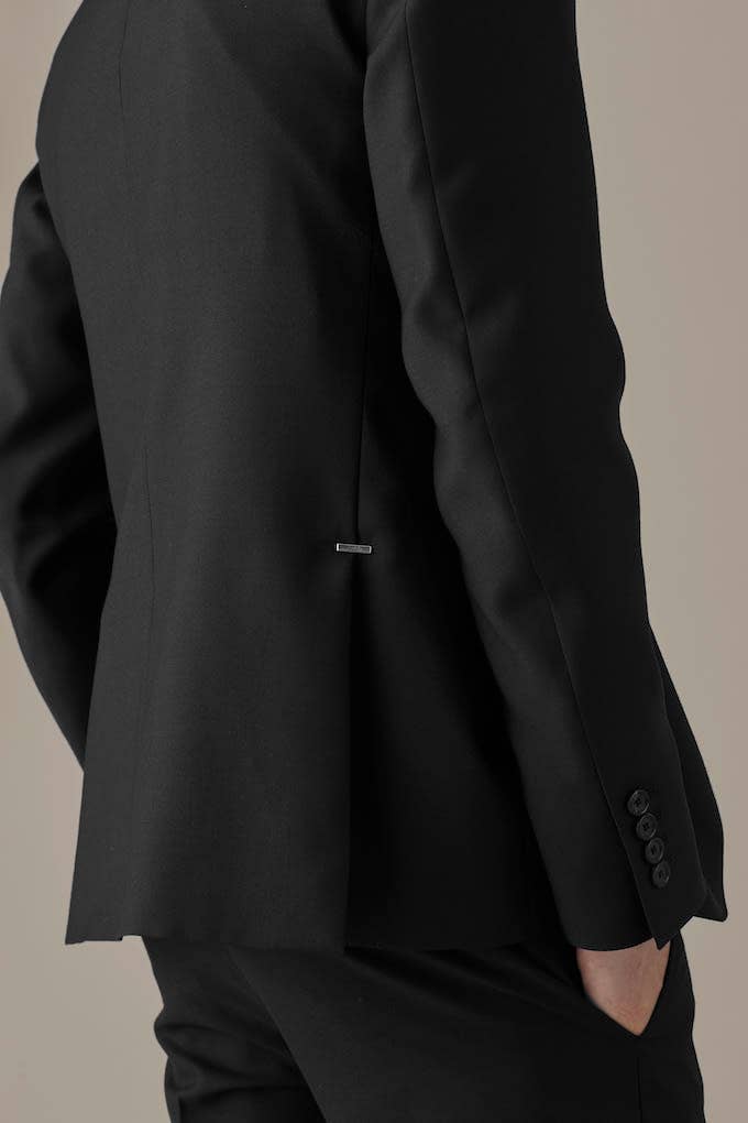 Louis Vuitton Unveils Fall Menswear Pre-Collection 'Staples Edition by Virgil  Abloh