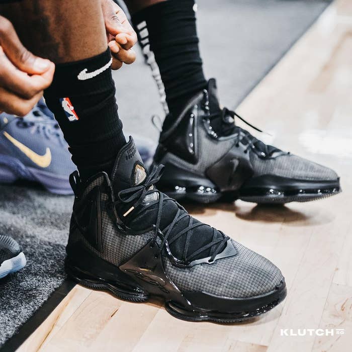 Nike LeBron 19 &#x27;Black&#x27;