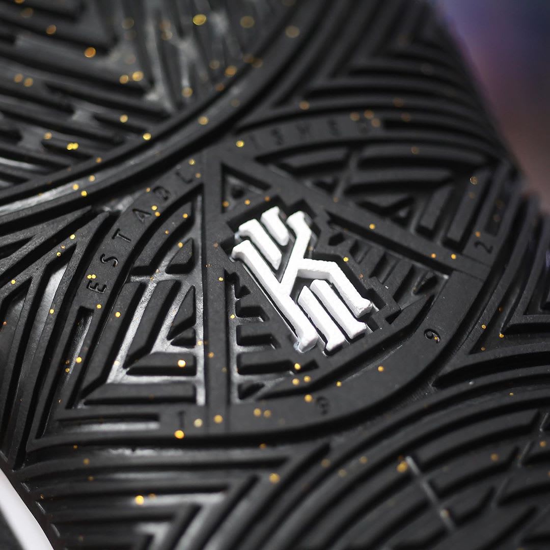 Nike Kyrie 5 Black Metallic Gold White Release Date AO2918-007 Outsole Logo