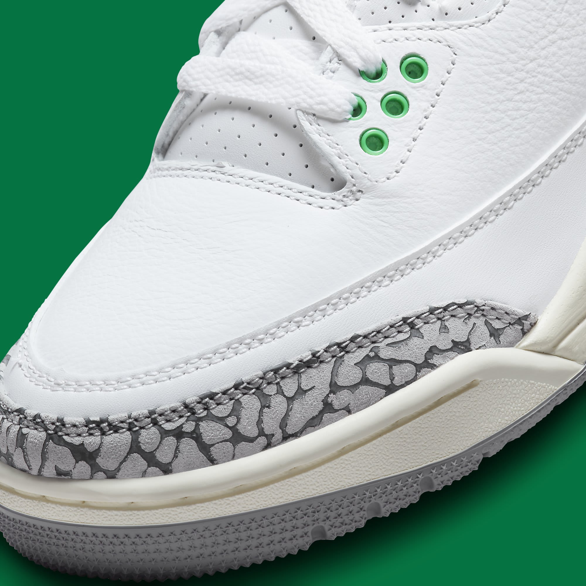 Jordan Brand Air Jordan 3 Retro 'Lucky Green' WHITE/VARSITY RED