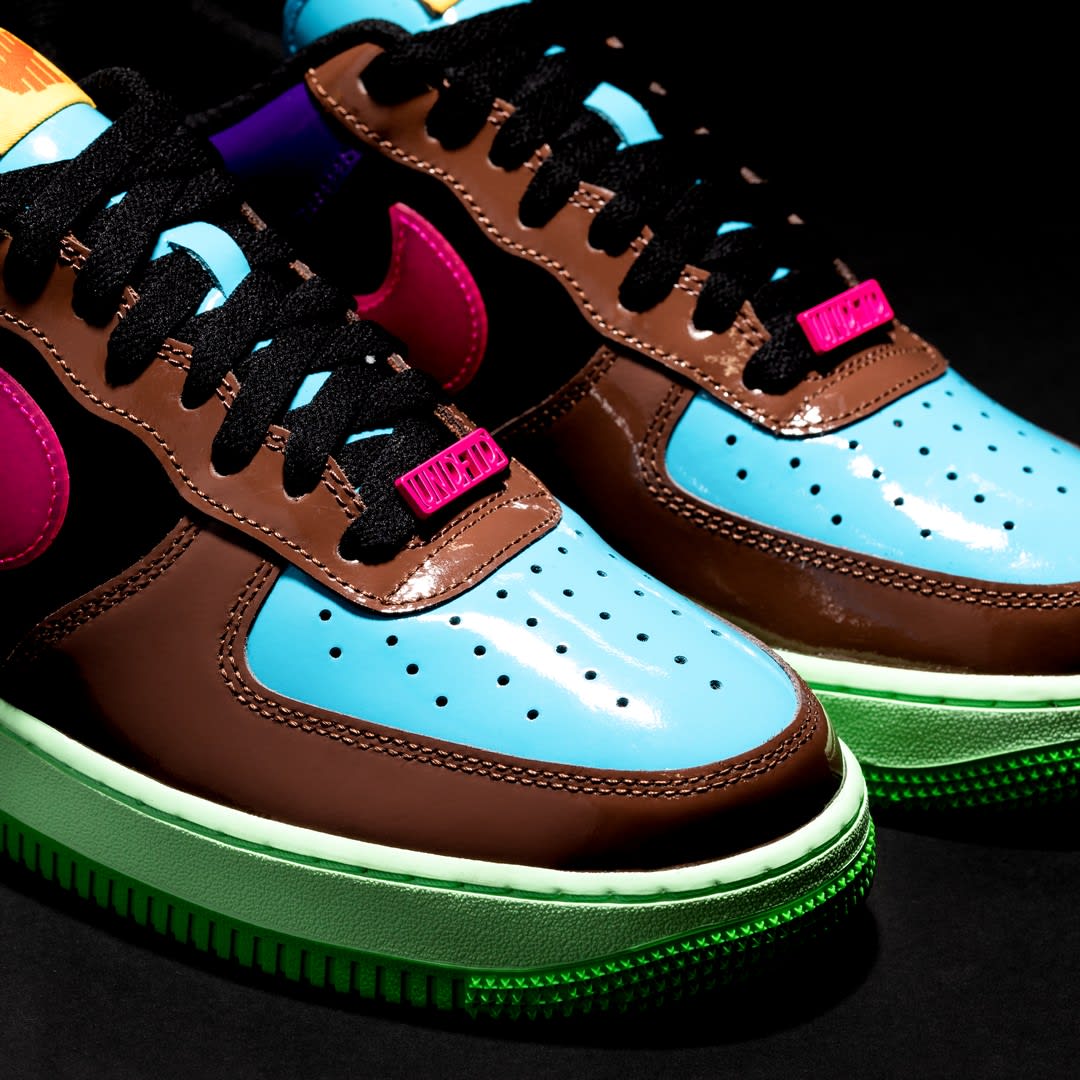 Undefeated x Nike Air Force 1 Low &#x27;Pink Prime&#x27; Front