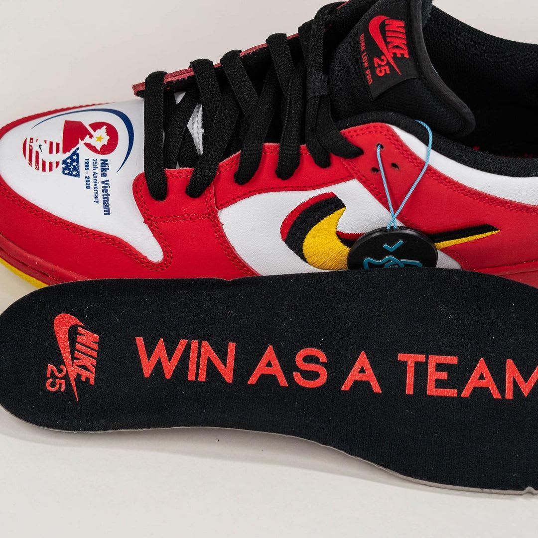 Nike SB Dunk Low &#x27;Vietnam&#x27; Insole