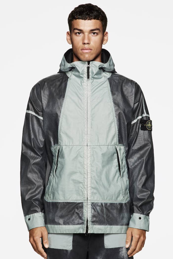 stone-island-hand-sprayed