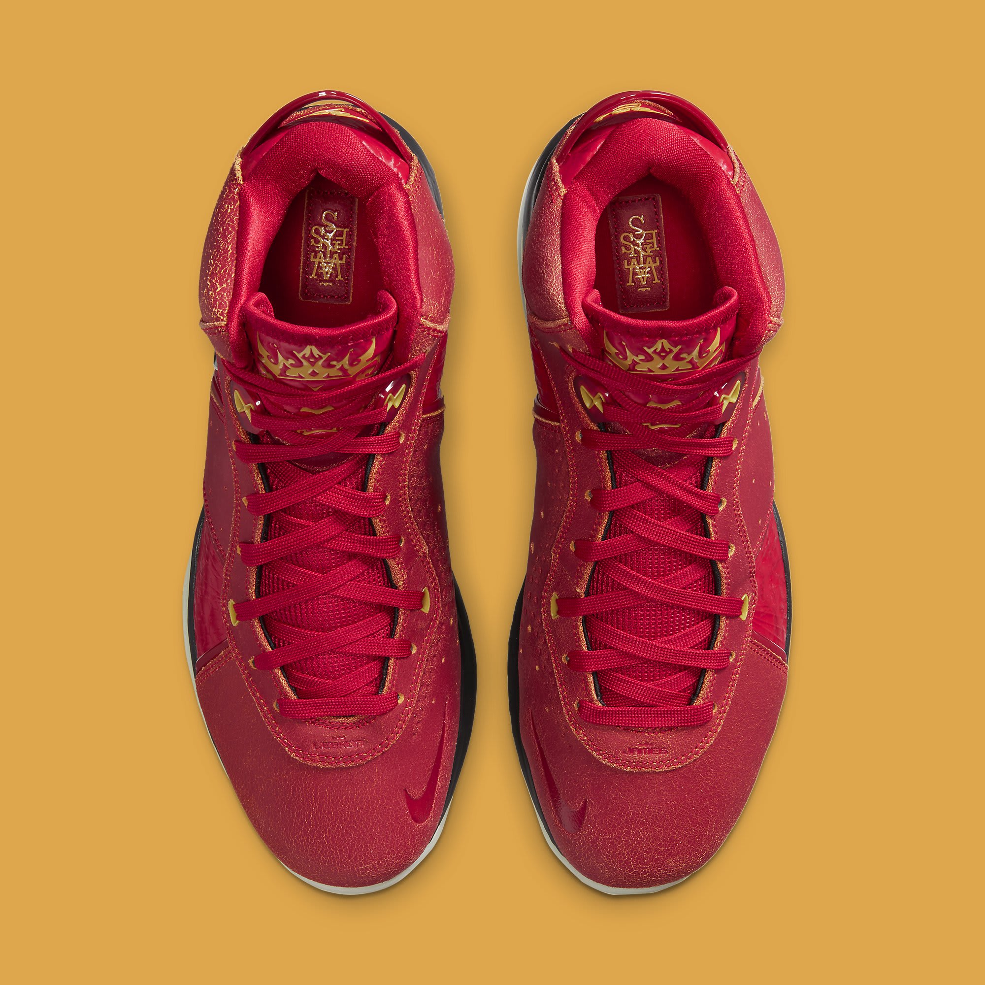 Nike LeBron 8 QS &#x27;Gym Red&#x27; CT5330-600 Top