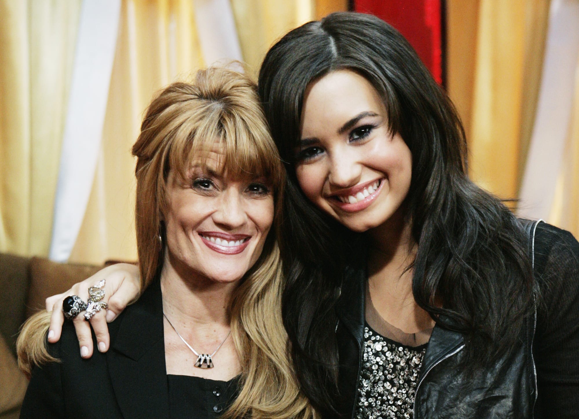 Demi Lovato mom