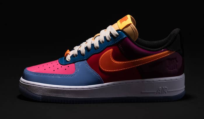 Undefeated x Nike Air Force 1 Low &#x27;Total Orange&#x27; Lateral